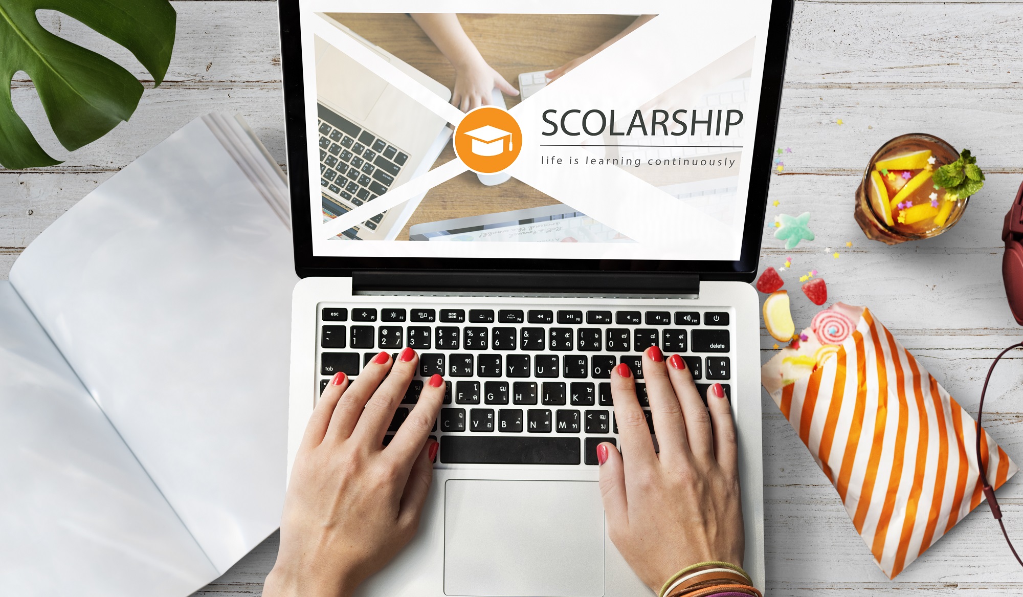 Best College Scholarship Websites for Students