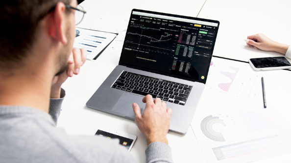 How to Monitor and Improve Your Website\'s Health?
